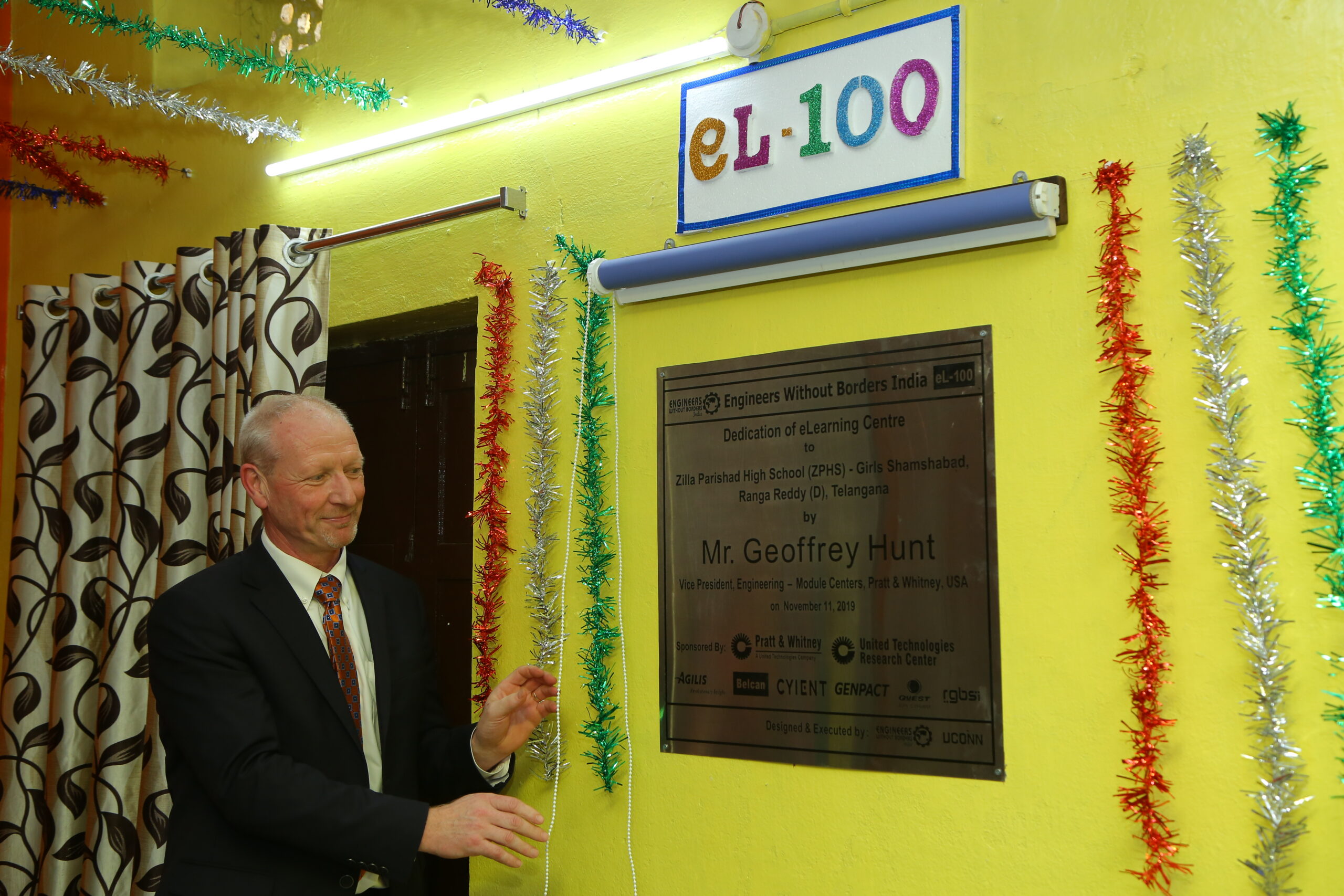 E Learning Centers 100 Zilla Parishad High School , ZPHS (Girls) Shamshabad